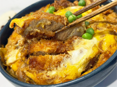 「文豪とアルケミスト」，永井荷風が愛したカツ丼を再現。俺のコラボカフェ：Menu 086