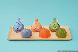 画像ギャラリー No.006のサムネイル画像 / 「ドラクエウォーク」，リアルおみやげプロジェクトの新コラボ商品「スライムまんじゅう」を発表。4月17日〜7月31日の期間で販売予定