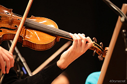 ���������꡼ No.002�Υ���ͥ������ / �֡���ˡ�Ȥ�����«�٥��������ȥ饳�󥵡��� -Musica Fragmenta-�����֤˸�������ϡ�������ݡ��ȡ��������Ļ᤬���İ���ɤ���