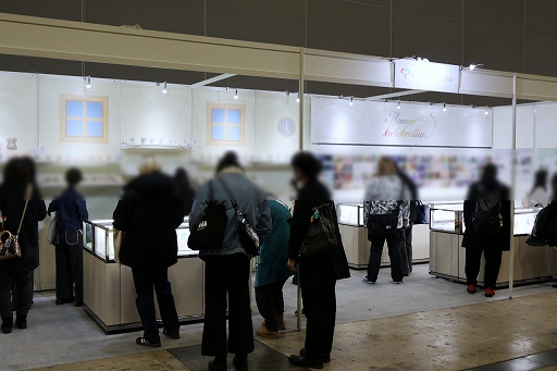 画像ギャラリー No.036のサムネイル画像 / 「プロジェクトセカイ」5周年を記念した3DCGライブをレポート。初音ミクや巡音ルカ，作中に登場する音楽ユニットのメンバーが等身大の姿で歌う！