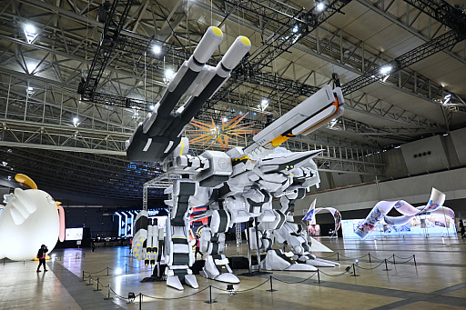 ���������꡼ No.011�Υ���ͥ������ / �֥֥롼���������֡�5��ǯ��ǰ���٥�ȥ�ݡ��ȡ��⤵��7m�ε���ʥ��֥餬�����ˡ����ơ����ǤϿ������ȯɽ��