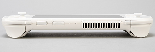 画像ギャラリー No.007のサムネイル画像 / 国内版より高スペックなAYANEOのAndroid携帯型ゲーム機「Pocket FIT 8 Elite」を試す。出来のいい端末で性能も高い