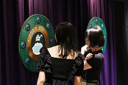 画像ギャラリー No.020のサムネイル画像 / 「ドラゴンクエスト40周年記念展 ドラゴンクエスト the DIVE」内覧会レポート。案内役のホミータと一緒に，ドラクエの世界に飛び込もう