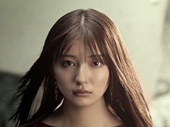 「鋼の錬金術師 MOBILE」，女優の吉川 愛さんを起用した新CMが8月19日より全国10地区でオンエア。YouTubeで先行公開中