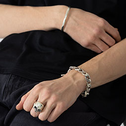 画像ギャラリー No.014のサムネイル画像 / 「龍が如く」,ジュエリーブランド「OX JEWELRy」とコラボ。予約を受付中