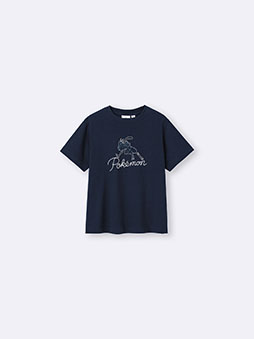 画像ギャラリー No.018のサムネイル画像 / GUとポケモンのコラボコレクションが5月22日に発売。「夏の海」をテーマにTシャツやハーフパンツなどをラインナップ