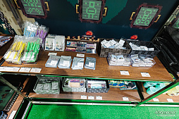 画像ギャラリー No.017のサムネイル画像 / 「違う冬のぼくら展」が池袋PARCOで開催中。ところにょり氏&企画を手がけたPARCO GAMESと講談社ゲームラボに見どころを聞いた