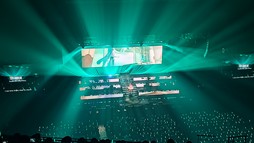 画像ギャラリー No.054のサムネイル画像 / 「鳴潮」のコンサートツアー“To the New World”東京公演レポート。ストーリーの感動が蘇る，心揺さぶるサウンドたち