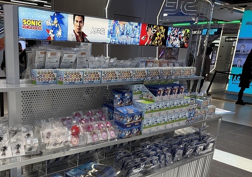 画像ギャラリー No.005のサムネイル画像 / セガ初の公式リアル店舗「SEGA STORE SHANGHAI」,中国・上海でオープン。トランスメディアを体現する旗艦店舗1号店