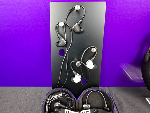 画像ギャラリー No.017のサムネイル画像 / ソニーINZONEから,初のゲーマー向けインイヤーイヤフォンやキーボード,マウス,マウスパッドなどが9月5日に発売