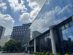 画像ギャラリー No.002のサムネイル画像 / 琵琶を壊して録音,木材で建築を検証――開発陣のこだわりが生んだ武侠オープンワールド「風燕伝:Where Winds Meet」が描く五代十国時代の乱世