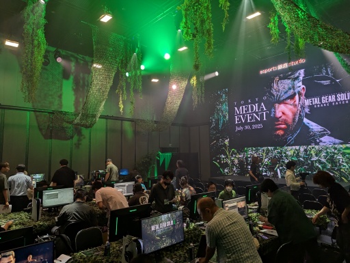 ꡼ No.002Υͥ / Υ󥿥ӥ塼ϡMETAL GEAR SOLID : SNAKE EATERפϽƿ֥᥿륮פȤơꥹڥȤ򶻤˳ȯʤƤ