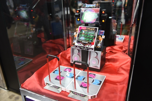 ꡼ No.008Υͥ / DanceDanceRevolution Classic Miniפμµץ̿ϤվñΤǤʤͷ٤ʻž夬