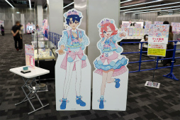 画像ギャラリー No.005のサムネイル画像 / 2m超の特大ムギちゃんやステージイベントで大盛り上がり! 「アイプリワールド2025」をレポート