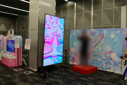 画像ギャラリー No.020のサムネイル画像 / 2m超の特大ムギちゃんやステージイベントで大盛り上がり! 「アイプリワールド2025」をレポート