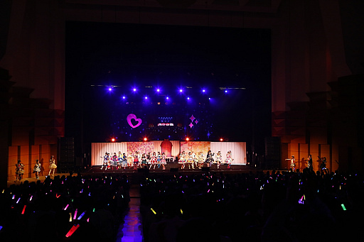 画像ギャラリー No.030のサムネイル画像 / 大切な人へ歌を届けるため，アイドルたちが大集合！　「ひみつのアイプリ×キラッとプリ☆チャン プリ♡プリライブ」をレポート