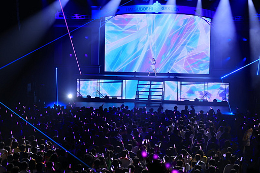 ���������꡼ No.011�Υ���ͥ������ / �饤�ֳ֡رॢ���ɥ�ޥ����� The 1st Period Spotlight Star�ץ�ݡ��ȡ�12�ͤΥ����ɥ뤬���줾��θ����򵱤�����