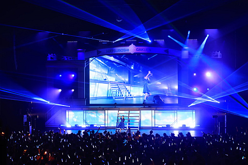 ���������꡼ No.027�Υ���ͥ������ / �饤�ֳ֡رॢ���ɥ�ޥ����� The 1st Period Spotlight Star�ץ�ݡ��ȡ�12�ͤΥ����ɥ뤬���줾��θ����򵱤�����