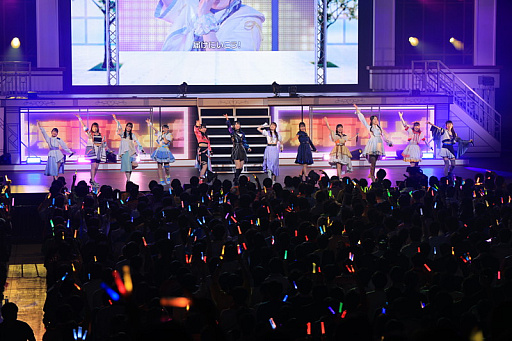 ���������꡼ No.029�Υ���ͥ������ / �饤�ֳ֡رॢ���ɥ�ޥ����� The 1st Period Spotlight Star�ץ�ݡ��ȡ�12�ͤΥ����ɥ뤬���줾��θ����򵱤�����