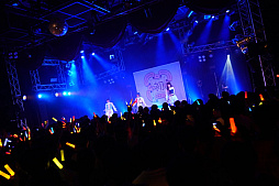 ꡼ No.002Υͥ / ֳرॢɥޥ DEBUT LIVE  TOURɲøݡȡĺ̲󡤽պ Ȥ۹⿿򤵤·äֽظפͻҤϤ