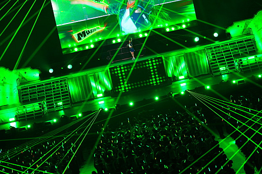 画像ギャラリー No.007のサムネイル画像 / 「学園アイドルマスター 初星音楽祭」視聴レポ。13人のアイドルが全力パフォーマンスで魅せた公演は，コラボ楽曲や生バンド，ダンサーも登場