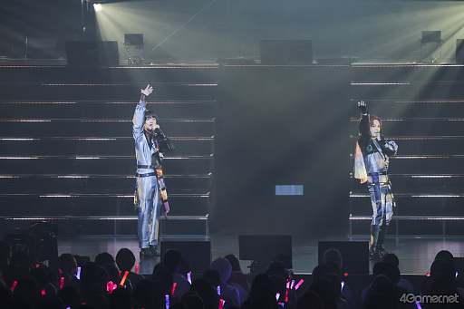 画像ギャラリー No.006のサムネイル画像 / 「18TRIP」ライブイベント「HAMAツアーズpresents “おもてなしライブ” -Sparkle-」♯01レポート。デュオ曲から新曲まで,観客を魅了した一夜