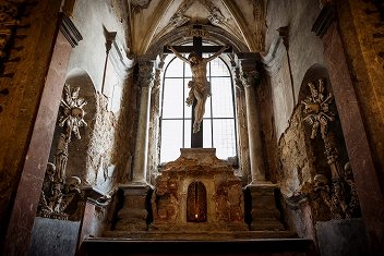 画像ギャラリー No.027のサムネイル画像 / 中世の宴で騒いだり,城や要塞に行ったり。チェコで「キングダムカム・デリバランスII」の舞台を巡ってきた