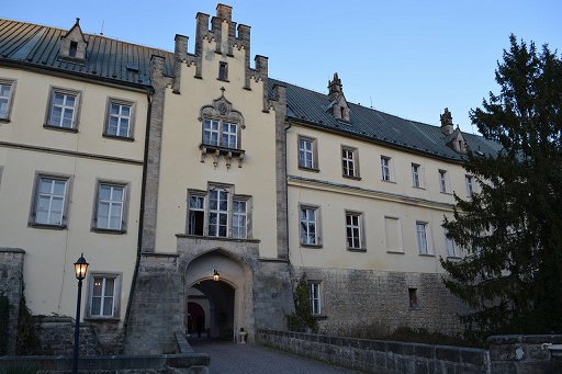 画像ギャラリー No.089のサムネイル画像 / 中世の宴で騒いだり,城や要塞に行ったり。チェコで「キングダムカム・デリバランスII」の舞台を巡ってきた