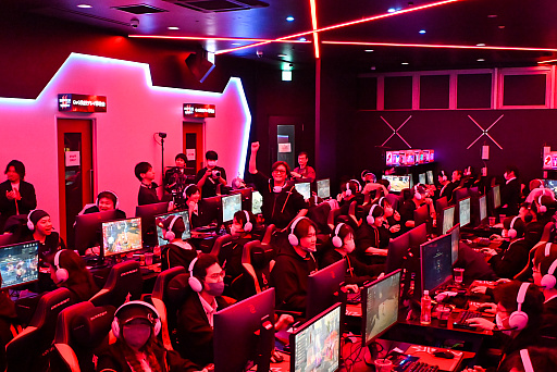 画像ギャラリー No.021のサムネイル画像 / 新作MMORPG「レイヴン2」の先行体験会をレポート。インフルエンサーが率いる3ギルドが,20vs.20vs.20のGvGコンテンツ「古代城塞」で激突!【PR】