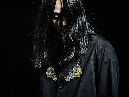 ���������꡼ No.004�Υ���ͥ������ / ��WILDSIDE YOHJI YAMAMOTO�ס�ζ��ǡ�����������ȤΥ������2�Ƥ�4��23����ȯ�䡣���㥱�åȤȥ���Ĥη�6����饤��ʥå�