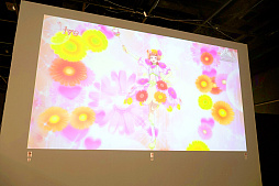 画像ギャラリー No.033のサムネイル画像 / 神々しく鎮座する「金のオバレ像」！　大量のフォトスポットで作品世界を楽しめる「KING OF PRISM 10th ANNIVERSARY展」レポート