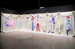 画像ギャラリー No.034のサムネイル画像 / 神々しく鎮座する「金のオバレ像」！　大量のフォトスポットで作品世界を楽しめる「KING OF PRISM 10th ANNIVERSARY展」レポート