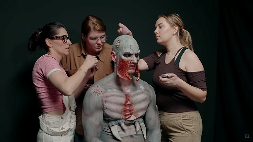 画像ギャラリー No.005のサムネイル画像 / 「Dying Light: The Beast」,110年間のゾンビの歴史を特殊メイクで再現する最新トレイラーを公開