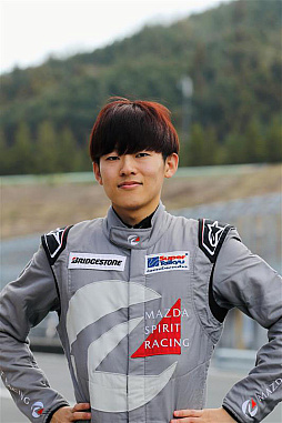 ꡼ No.008Υͥ / Project Motor Racingסץ졼ƣãɧ꤬ܤLMDh饹ξ3ħǽ