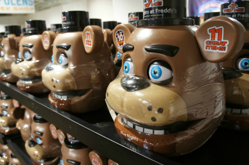 画像ギャラリー No.001のサムネイル画像 / 「Five Nights at Freddy's」のポップアップストアが東京と大阪で開催に。たくさんのグッズと,フレディたちの等身大POPがお出迎え!