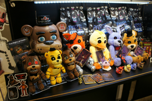 画像ギャラリー No.011のサムネイル画像 / 「Five Nights at Freddy's」のポップアップストアが東京と大阪で開催に。たくさんのグッズと,フレディたちの等身大POPがお出迎え!