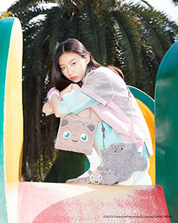 画像ギャラリー No.008のサムネイル画像 / 「アンテプリマ」×「ポケモン」コラボ商品「POKÉMON COLLECTION」，本日発売。ピカチュウ，イーブイがデザインされたバッグなどが登場