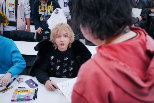 ���������꡼ No.025�Υ���ͥ������ / �桼�ӡ��������եȼ�š�FPS Day X�ײ���ݡ��ȡ���UBIDAY�פΰ����ҤϷ����Ѥ������⥳�ߥ�˥ƥ��򲹤�³���Ƥ���