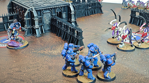 画像ギャラリー No.008のサムネイル画像 / そろそろ遊びたい「Warhammer 40,000」(後編)。面白いけど難しいと噂の対戦に挑戦してみたら,ミニチュアゲームの深みにハマってしまった話【PR】