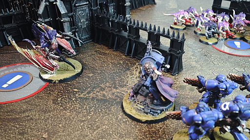 画像ギャラリー No.014のサムネイル画像 / そろそろ遊びたい「Warhammer 40,000」(後編)。面白いけど難しいと噂の対戦に挑戦してみたら,ミニチュアゲームの深みにハマってしまった話【PR】