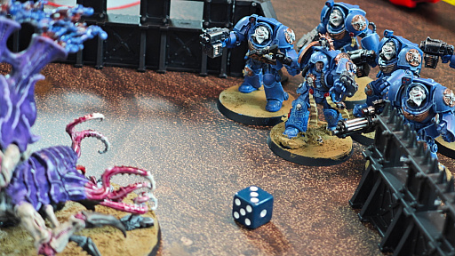 画像ギャラリー No.015のサムネイル画像 / そろそろ遊びたい「Warhammer 40,000」(後編)。面白いけど難しいと噂の対戦に挑戦してみたら,ミニチュアゲームの深みにハマってしまった話【PR】