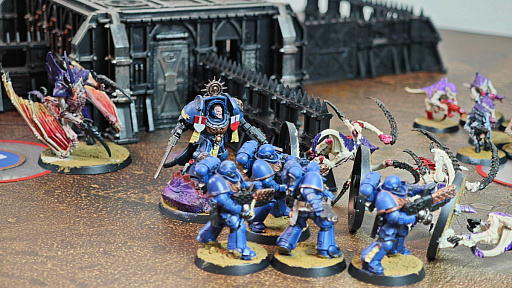 画像ギャラリー No.024のサムネイル画像 / そろそろ遊びたい「Warhammer 40,000」(後編)。面白いけど難しいと噂の対戦に挑戦してみたら,ミニチュアゲームの深みにハマってしまった話【PR】