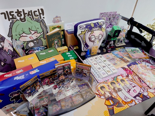 画像ギャラリー No.042のサムネイル画像 / 「トリッカル・もちもちほっペ大作戦」開発元のEPID Gamesを見学に韓国へ。同人グッズやミームに溢れるオタクカンパニー