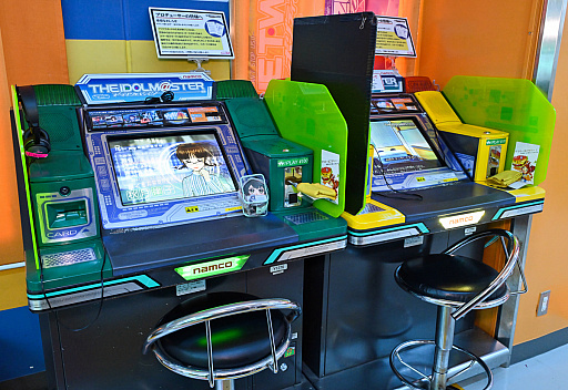 画像ギャラリー No.006のサムネイル画像 / アイマス20周年にアケマス初体験! 初代「THE IDOLM@STER」を学マスPが遊び,時代を越えて“アイ”される,原点を知る