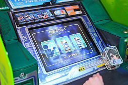 画像ギャラリー No.011のサムネイル画像 / アイマス20周年にアケマス初体験! 初代「THE IDOLM@STER」を学マスPが遊び,時代を越えて“アイ”される,原点を知る