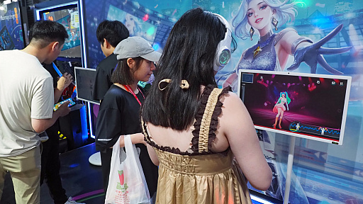 ꡼ No.008Υͥ / PCǤ⥹ޥۤǤ⡤餵դƤ٤롣AIѤ3D󥹥ꥺॲ֥󥷥󥰥ʥȡ˥ХסCJ2025