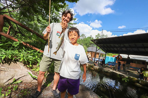 画像ギャラリー No.012のサムネイル画像 / 「あつまれ どうぶつの森」×「東急リゾートタウン蓼科」コラボイベント,4月18日〜7月20日に開催。サカナ釣りやDIYなどを楽しもう