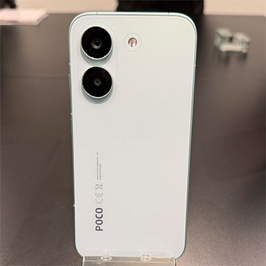 画像ギャラリー No.004のサムネイル画像 / タブレット並みの大容量バッテリーを搭載したスマートフォン「POCO X8 Pro Max」など計2モデルが国内発売に