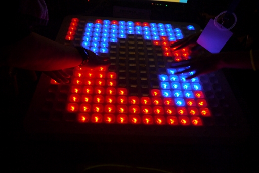 ꡼ No.010Υͥ / Ƴꡤ̵Υܥ򲡤ƿؼ򤹤롣BitSummitǸĤȤäͷ֥ˡʥǥ2ܤݡȡBitSummit