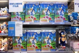 画像ギャラリー No.012のサムネイル画像 / 「SEGA STORE TOKYO」オープニングセレモニーをレポート。店舗限定アイテムも含め多彩なラインナップに注目だ